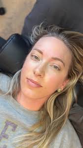 Combo brows for this babe's 2 year touchup 🖤 #brows #browgamestrong  #browsbrowsbrows #browartist #permanentmakeup