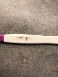 Upplever du symptom som tyder på graviditet och vill vara säker? Noen Som Kan Se En Strek Graviditet Spedbarn Og Babytiden Kvinneguiden Forum