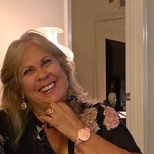 Betsy Doolin's Instagram, Twitter & Facebook