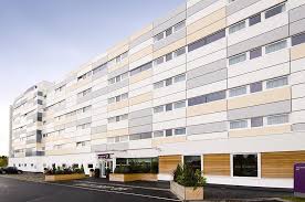 That's why you'll find yourself in the perfect location to experience all the sights and. Premier Inn Manchester Airport Runger Lane Manchester Airport Ringway M90 5dl