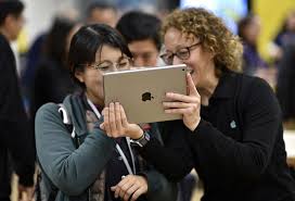 · augmented reality on the iphone and ipad is still in its infancy, but the following apps show how it can already be useful on a daily basis. Apple Ar Plans Ipad In 2020 Vr Headset By 2022 Glasses In 2023 Bloomberg