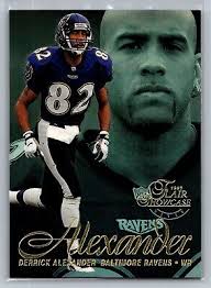 1997 FLEER FLAIR SHOWCASE Card # Seat 85 Derrick Alexander