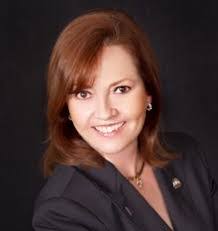 Tracy Farkas's Instagram, Twitter & Facebook