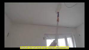 Ein weißer, gebrauchsfertiger feinputz auf kalkbasis zum rollen oder streichen. Rollptz Streichputz Feinputz Decke Streifen Frei Streichen Gleichmassig So Geht S Youtube