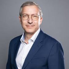 Handelsabteilungen mit den Produktmanager Commodities Ethnic Food  Mediterran Tiefkühl Fisch