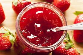 Une Bonne Confiture De Fraises Maison Il N Y A Rien De Meilleur Strawberry Rhubarb Jam Jam Recipes Homemade Jam