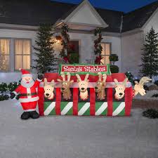 Znone Airblown Santa S Stables Christmas Inflatable Multicolored Polyester 1 Pk Ace Hardware Christmas Inflatables Christmas Outdoor Christmas Decorations