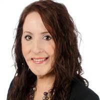 Diana Ewald's Instagram, Twitter & Facebook