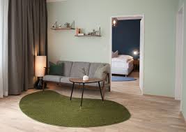 Smart besichtigen · online anmieten · flexibel einziehen mit unserem smarten zutrittssystem. Etagerie Retro Apartments In Der Linzer Tabakfabrik A List