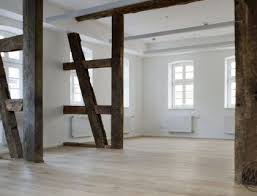 Fachwerkhäuser sind sehr beliebt und haben einfach einen genialen charm. 20 Raumteiler Fachwerk Balken Ideen In 2021 Fachwerk Raumteiler Fachwerkhauser