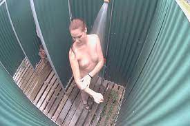 Private Spanner Fotos von jungem Mädchen beim Duschen – Spanner Sexbilder