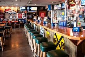 But there are some really amazing san francisco rooftop bars well worth checking out. San Diego Sports Bars 10best Sport Bar Grill Reviews