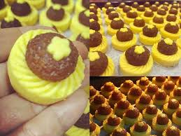 Saudari umi hartini muhammad telah berkongsikan resepi almond crunchy ini yang mudah dan sedap sebagai juadah di hari raya. 3 Resepi Biskut Raya Moden Sedap Yang Boleh Anda Cuba Tahun Ini