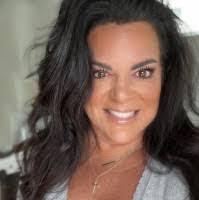 Lori Jerome's Instagram, Twitter & Facebook