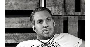 CEO & Award-Winning Author Gives Away Thousands of Dollars Via Twitter in  the New Age of E-Philanthropy