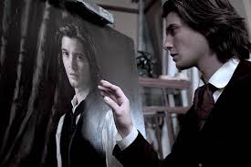 This free synopsis covers all the crucial plot points of the picture of dorian gray. The Picture Of Dorian Gray A Close Analysis Geeks
