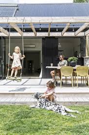 A Beautiful Family Eco Home In Tauranga S Pyes Pa Homestyle Hintergarten Diy Pergola Garten Terrasse
