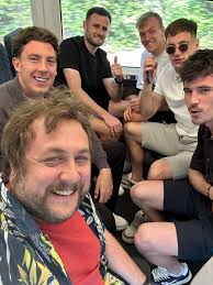 Tom Toal (@tomtoalcomedy)