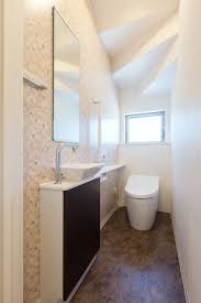 階段下の有効活用 toto neorest 手洗いカウンター インテリア 収納 階段下 階段