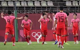 루마니아 올림픽 축구대표팀의 마르코 둘카 (22)의 외형은 전형적인 동유럽 사람의 그것이다. D M2xsl3sr3ttm
