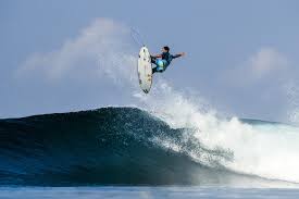 Depois de 1 ano parado sem competição oficial, devido a pandemia, italo volta a competir valendo. Italo Ferreira Wins 2018 Corona Bali Protected