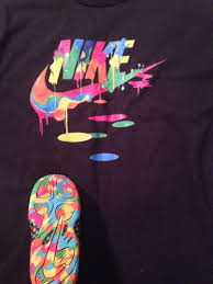 We would like to show you a description here but the site won't allow us. Drippy Nike Drip Logo Wallpaper Novocom Top
