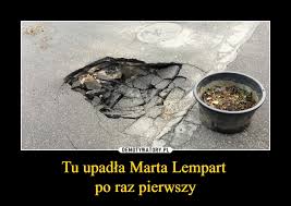 A lengyel feministák vezére, akik az abortusz mellett tüntetnek. Tu Upadla Marta Lempart Po Raz Pierwszy Demotywatory Pl