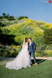 Black and gold is a super sophisticated and opulent wedding colour combination. Black Gold Golf Course Wedding Wedding Photography