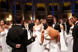 See more of ballo delle debuttanti milano on facebook. Come Partecipare Gran Ballo Delle Debuttanti Roma Lettera43 Guide