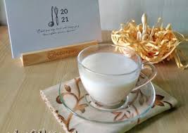 50 gr jahe parut, peras; Resep Wedang Susu Jahe Anti Gagal Resep Oma