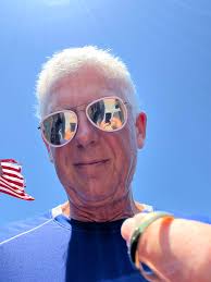 Annual sunglasses competition underway in southwest Florida