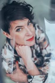 ZWYKŁE-NIEZWYKŁE: FOTOGRAFKA I AKTYWISTKA NIKKO BIERNACKA