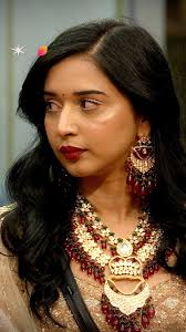 Who else wants Tanya's wardrobe? Watch #BiggBoss Mon- Sun 9 PM  @beingsalmankhan @southalltravel @remitly @pepespiripiri  @watchdog_locksmiths #colorstvuk #uk #london #colorstv #BB19