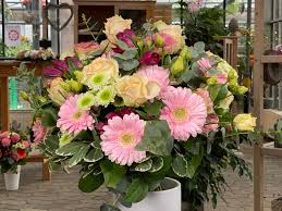Wählen sie aus der großen auswahl an traumhaften blumen das passende arrangement. Blumen Neuhoff Lebendig Leuchtend Frische Blumen