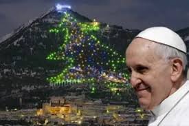 A Gubbio l'albero di Natale più grande del mondo acceso con un tablet da  Papa Francesco [FOTO]