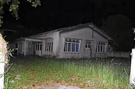 Bungalow (mona fendy's house), behind leisure point, cheras for those who don't know, mona fandey was a popular bomoh back in the 90′s, and reportedly used black arts to help many politicians achieve power. 9 Most Haunted Places In Malaysia Most Haunted Places Haunted Places Scary Places