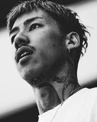 kohh おしゃれまとめの人気アイデア pinterest aesthetic obsessed メンズ スタイル ミュージックタトゥー 髪型 メンズ