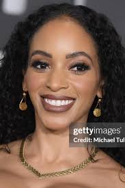 The Misadventures of Awkward Black Girl" The Check (TV Episode 2013)