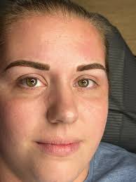 Microblading vs. Powder Brows — What's the Difference? Microblading is best  for pristine skin: small pores, not oily, no sensitivity. Powder Brows?  Great for most skin types! 💁‍♀️ The secret? ✨ Technique.