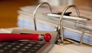 Apele române nu curăță lacul insulei de agrement, ca să nu deranjeze păsările. Qp2e9rg Vcpwm