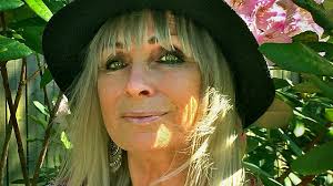 Sjung in sommaren med Marie Bergman