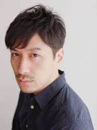 30代 メンズ 髪型 特集 大人の男が参考にしたいヘアスタイル おすすめスタイリング剤を厳選紹介 メンズファッションメディア otokomae メンズ ヘアスタイル 髪型 メンズ ヘアスタイル メンズ 40代