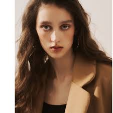 Gorgeous Vika 🤍 🇰🇷 @hanmaroomanagement 🌸