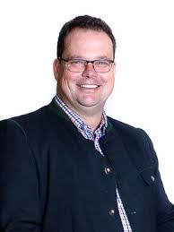 Auto Esthofer Team: Kontakt