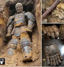 The mystery of the giant samurai has intrigued historians and  archaeologists alike. In 2020, the discovery of a 2.5-meter-tall warrior's  remains in Japan sent shockwaves through the academic world, challenging  conventional understandings
