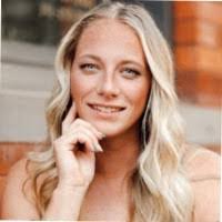 Nicole Lucia's Instagram, Twitter & Facebook