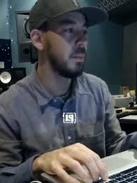 Mike, "Master Bennington, would you like to sing?" Chester, "I would." 🥺  #linkinpark #mikeshinoda #chesterbennington #studio