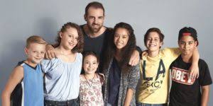 Select from premium christoph metzelder of the highest quality. Gelsenkirchen Christoph Metzelder Uberreicht Spende Fur Schulertreff Mspw Media Sportservice