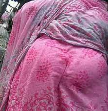 PIYASI BIDHWA MA AUR HARAMI DON BETA