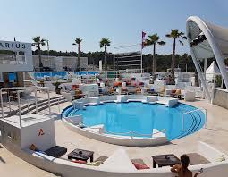 The music and beach is perfect. Novalja Tipps Erfahrungen Informationen Zum Partyurlaub In Kroatien